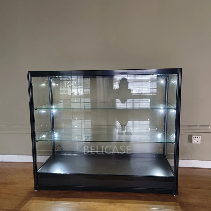 Smoke Vape Store Glasvitrine